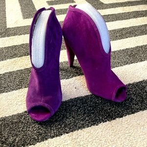 Vince Camuto heels size 7.5 worn once